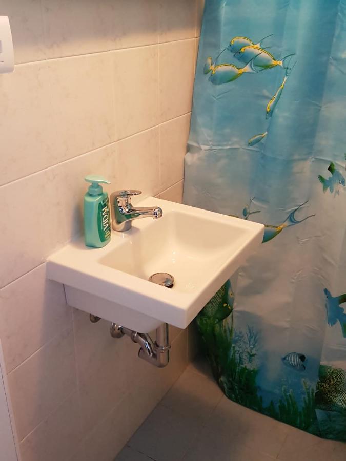 Sole...Mare...E...Spiaggie Bianche! Apartment Vada Ngoại thất bức ảnh