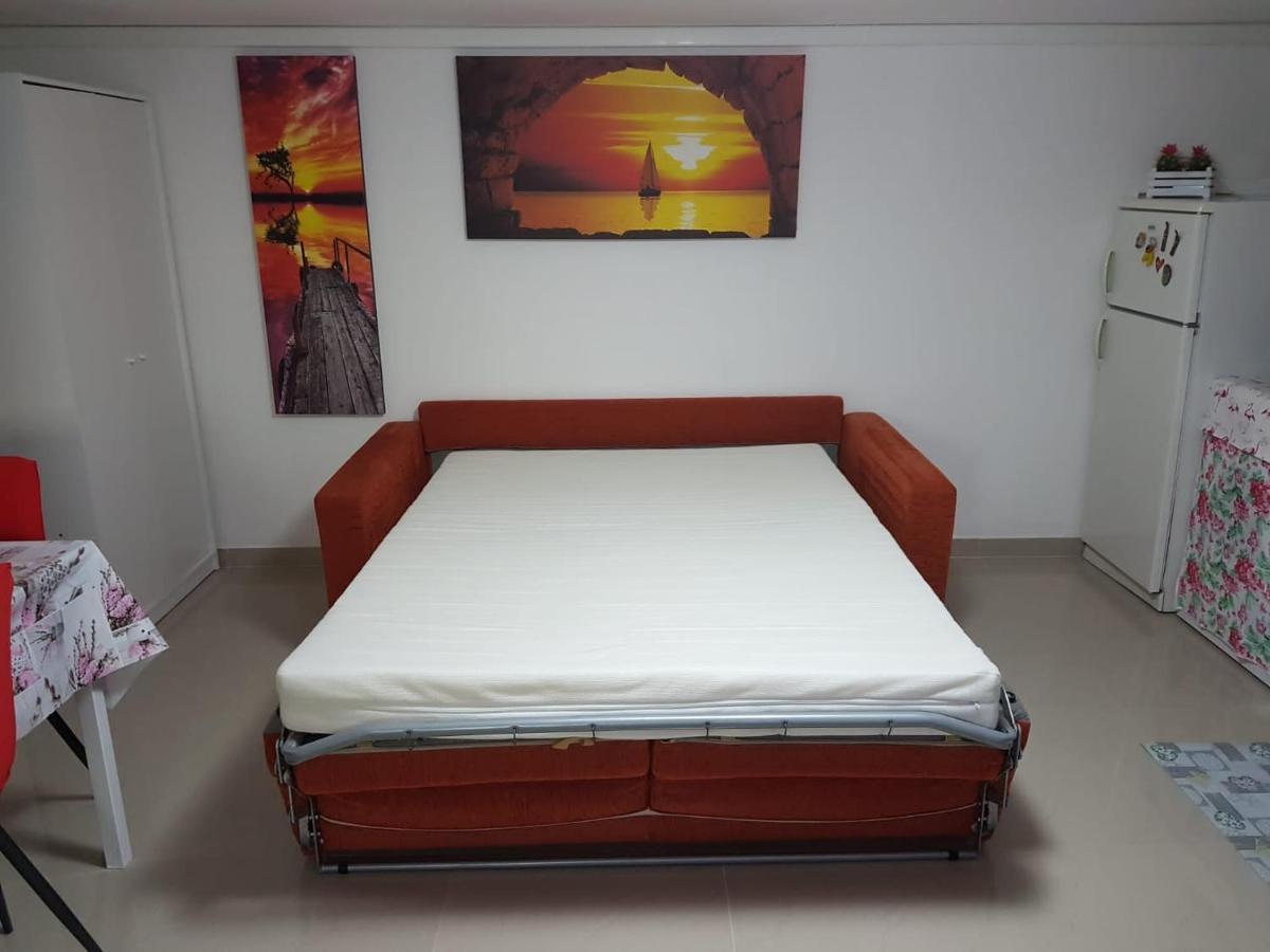 Sole...Mare...E...Spiaggie Bianche! Apartment Vada Ngoại thất bức ảnh
