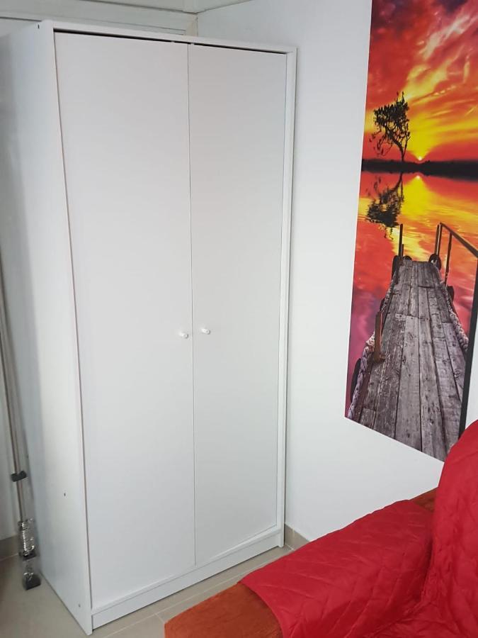 Sole...Mare...E...Spiaggie Bianche! Apartment Vada Ngoại thất bức ảnh